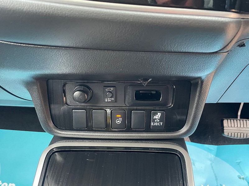 Mitsubishi Outlander 2.0h 12kWh GX4hs SUV 5dr Petrol Plug-in Hybrid CVT 4WD Euro 6 (s/s) (200 ps) 5dr Automatic 2026