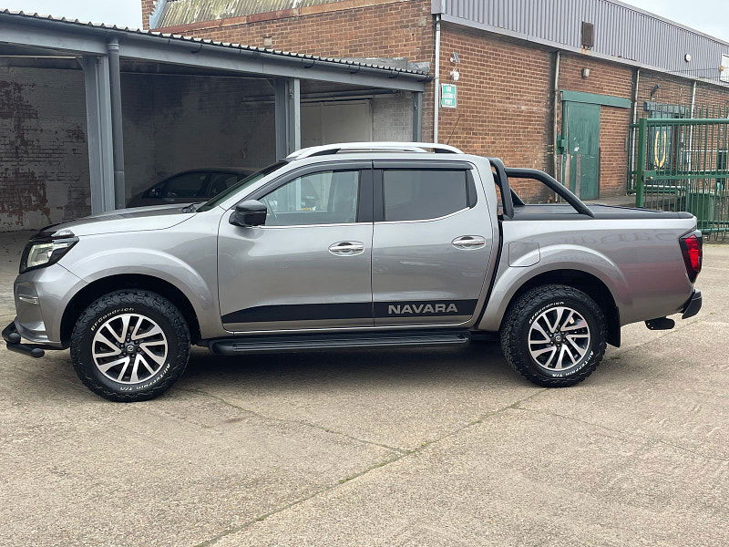 Nissan Navara 2.3 dCi Tekna Pickup Double Cab 4dr Diesel Manual 4WD Euro 6 (s/s) CAT N, NO VAT (190 ps) 4dr Manual 2025