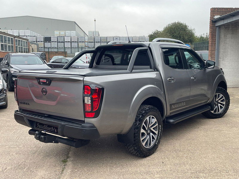 Nissan Navara 2.3 dCi Tekna Pickup Double Cab 4dr Diesel Manual 4WD Euro 6 (s/s) CAT N, NO VAT (190 ps) 4dr Manual 2025