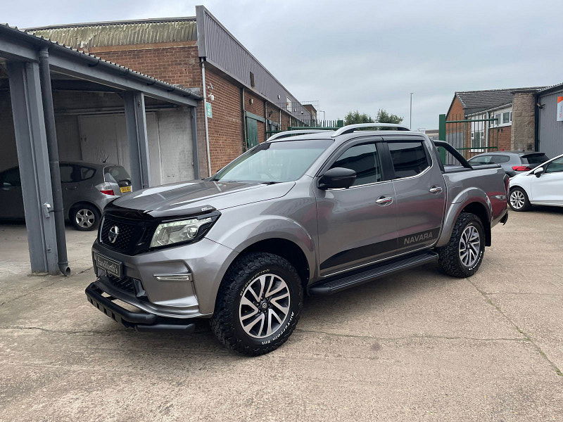 Nissan Navara 2.3 dCi Tekna Pickup Double Cab 4dr Diesel Manual 4WD Euro 6 (s/s) CAT N, NO VAT (190 ps) 4dr Manual 2025