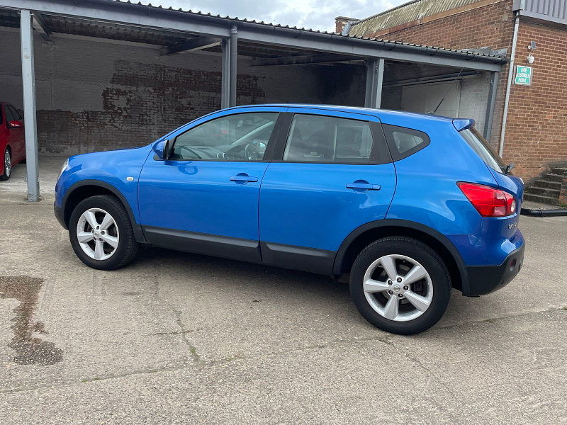 Nissan Qashqai 1.5 dCi Acenta Hatchback 5dr Diesel Manual 2WD (139 g/km, 105 bhp) Only 79k 12 Services  5dr Manual 2024