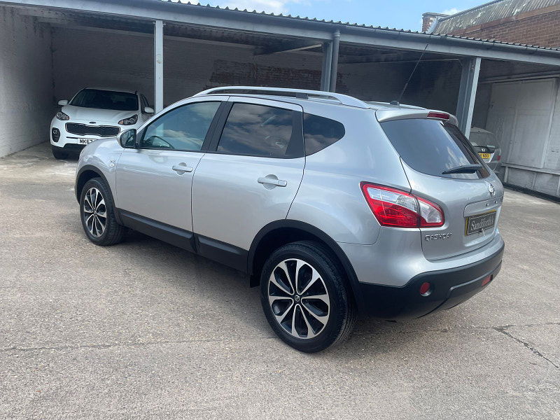 Nissan Qashqai 1.5 dCi n-tec SUV 5dr Diesel Manual 2WD Euro 5 (110 ps) 5dr Manual 2025