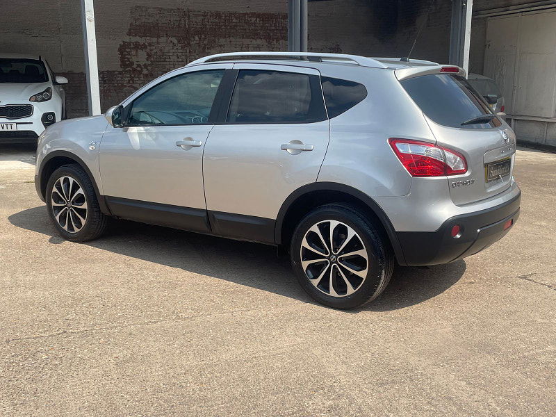 Nissan Qashqai 1.5 dCi n-tec SUV 5dr Diesel Manual 2WD Euro 5 (110 ps) 5dr Manual 2025