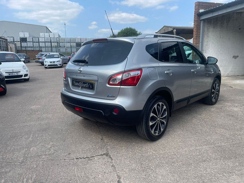 Nissan Qashqai 1.5 dCi n-tec SUV 5dr Diesel Manual 2WD Euro 5 (110 ps) 5dr Manual 2025
