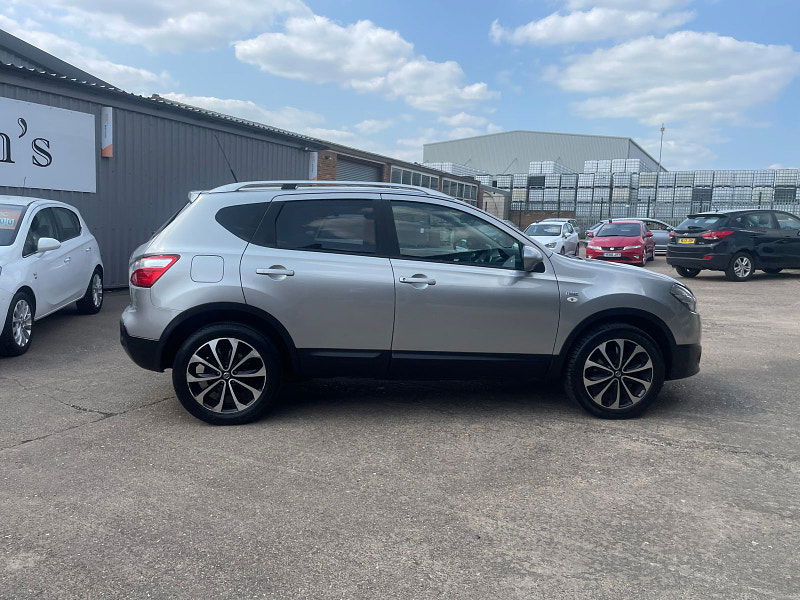 Nissan Qashqai 1.5 dCi n-tec SUV 5dr Diesel Manual 2WD Euro 5 (110 ps) 5dr Manual 2025