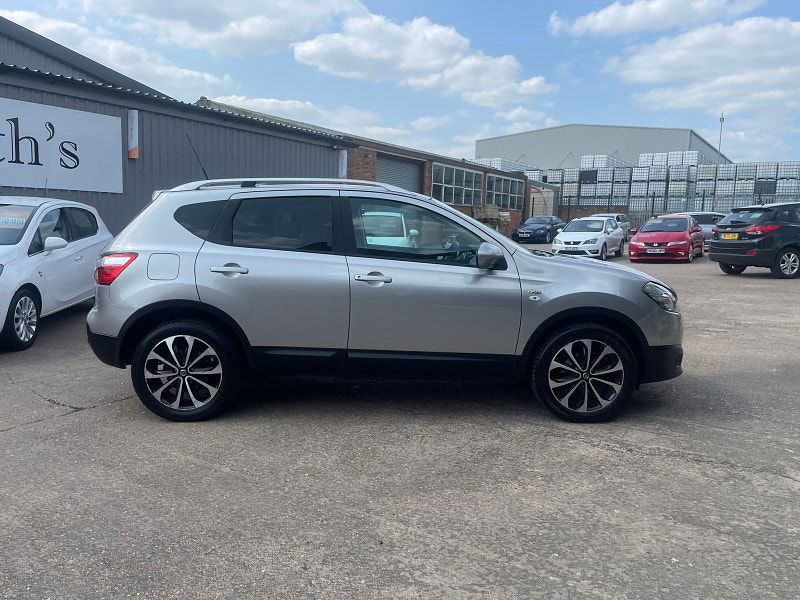 Nissan Qashqai 1.5 dCi n-tec SUV 5dr Diesel Manual 2WD Euro 5 (110 ps) 5dr Manual 2025