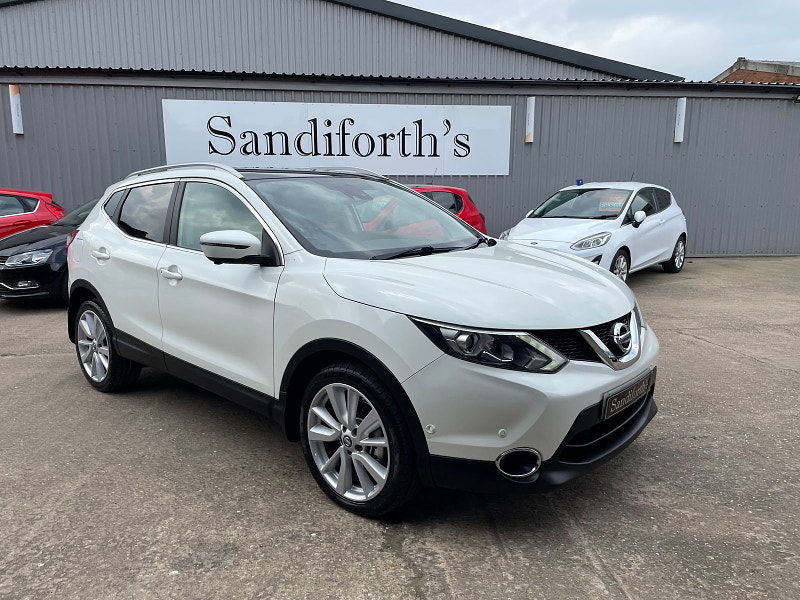 Nissan Qashqai 1.6 dCi Tekna SUV 5dr Diesel XTRON 2WD Euro 6 (s/s) (130 ps) 6 Services, Huge Spec  5dr Automatic 2024