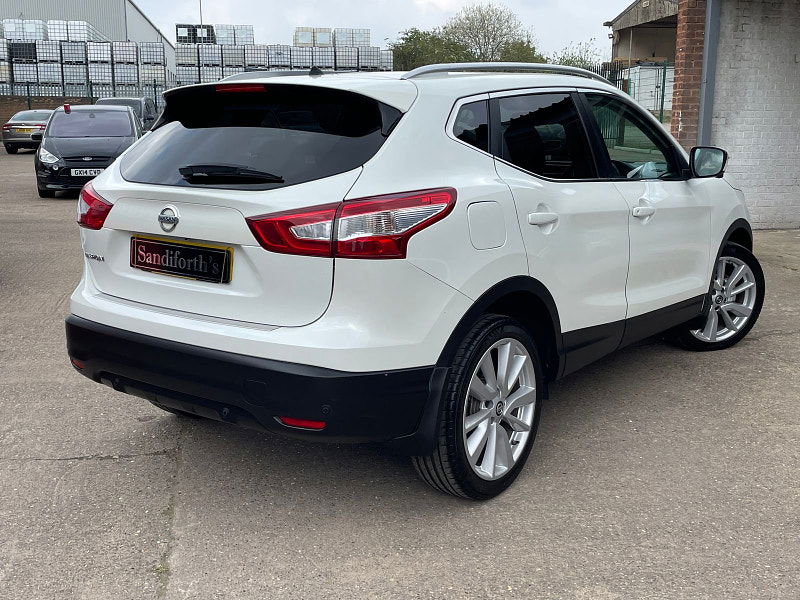 Nissan Qashqai 1.6 dCi Tekna SUV 5dr Diesel XTRON 2WD Euro 6 (s/s) (130 ps) 6 Services, Huge Spec  5dr Automatic 2024