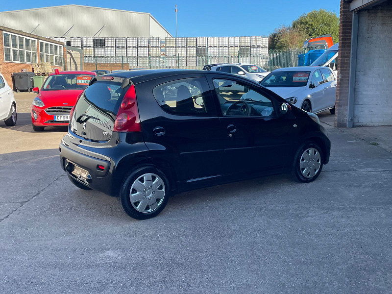 Peugeot 107 1.0 12V Urban Hatchback 5dr Petrol Manual Euro 4 (68 ps) 5dr Manual 2025