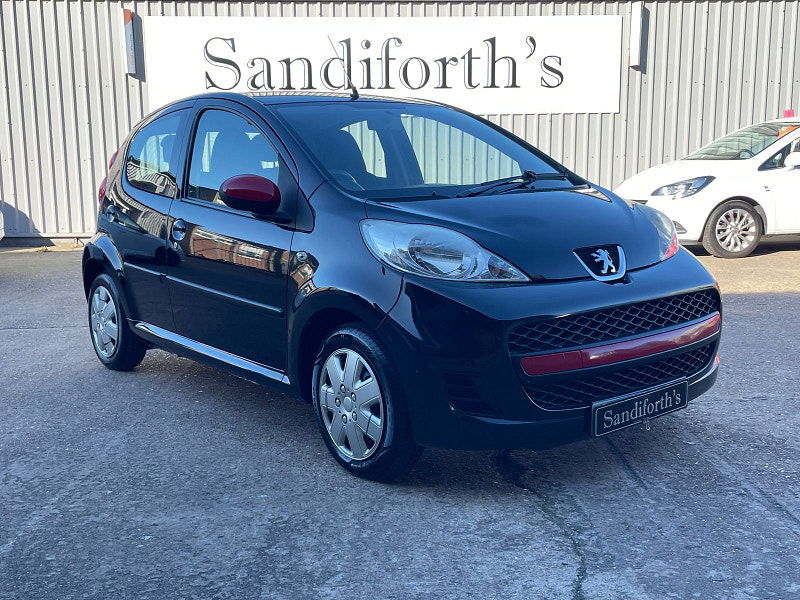 Peugeot 107 1.0 12V Urban Hatchback 5dr Petrol Manual Euro 4 (68 ps) 5dr Manual 2025