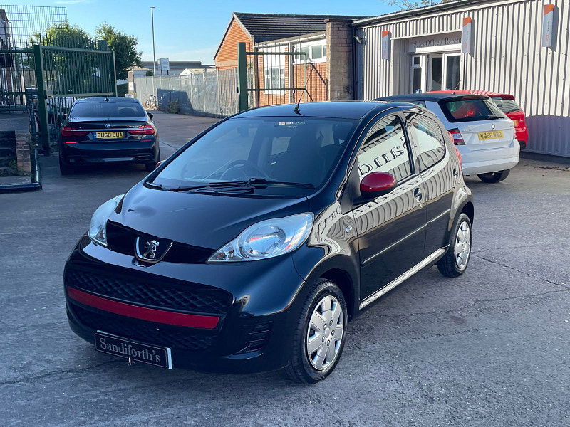 Peugeot 107 1.0 12V Urban Hatchback 5dr Petrol Manual Euro 4 (68 ps) 5dr Manual 2025