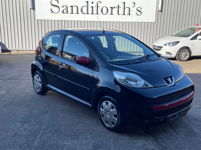 Peugeot 107 1.0 12V Urban Hatchback 5dr Petrol Manual Euro 4 (68 ps) 5dr Manual 2025