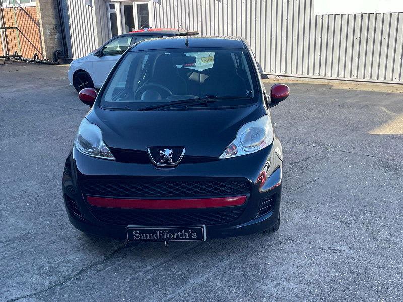 Peugeot 107 1.0 12V Urban Hatchback 5dr Petrol Manual Euro 4 (68 ps) 5dr Manual 2025