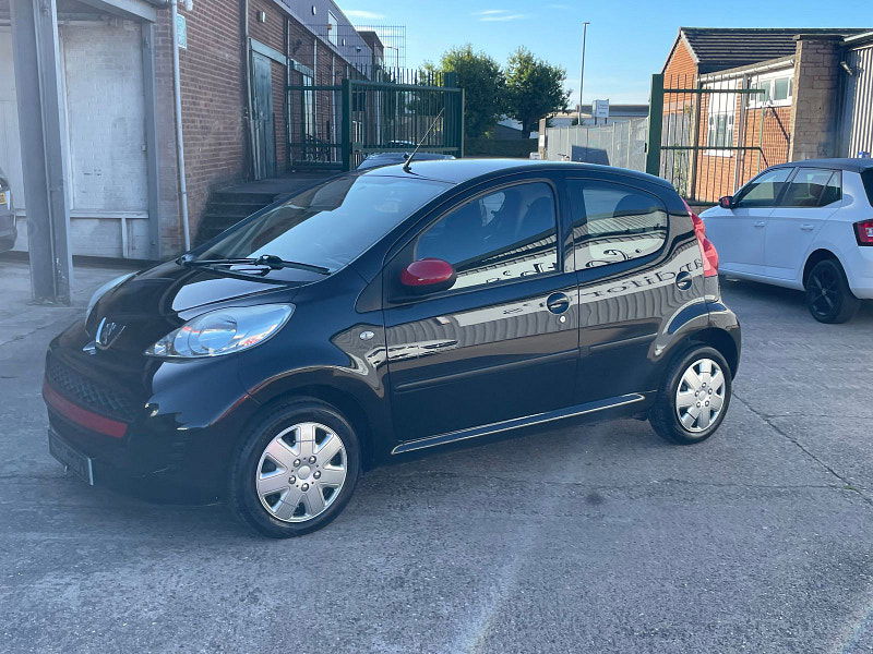Peugeot 107 1.0 12V Urban Hatchback 5dr Petrol Manual Euro 4 (68 ps) 5dr Manual 2025