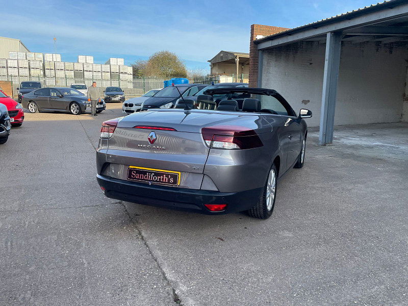 Renault Megane 1.5 dCi Dynamique TomTom Convertible 2dr Diesel Manual Euro 5 (s/s) (110 ps) 9 Services,  2dr Manual 2024