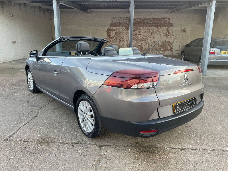 Renault Megane 1.5 dCi Dynamique TomTom Convertible 2dr Diesel Manual Euro 5 (s/s) (110 ps) 9 Services,  2dr Manual 2024