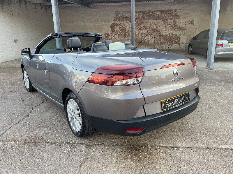 Renault Megane 1.5 dCi Dynamique TomTom Convertible 2dr Diesel Manual Euro 5 (s/s) (110 ps) 9 Services,  2dr Manual 2024