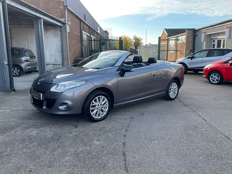 Renault Megane 1.5 dCi Dynamique TomTom Convertible 2dr Diesel Manual Euro 5 (s/s) (110 ps) 9 Services,  2dr Manual 2024