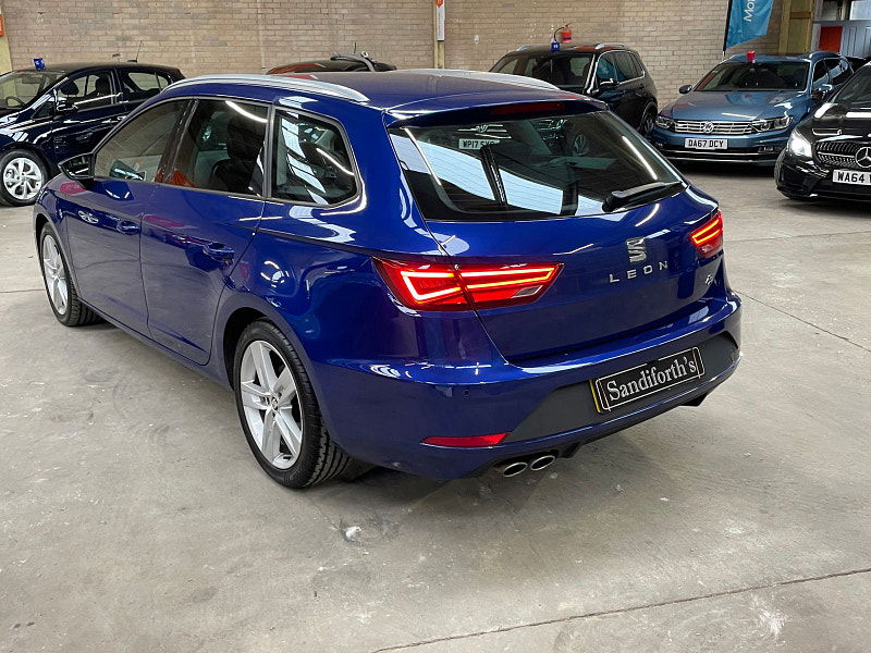 Seat Leon 2.0 TDI FR TECHNOLOGY DSG 5d 184 BHP SAT NAV, REVERSE CAMERA 2 FORMER KEEPERS, FINANCE OFFERED 5dr Automatic 2025