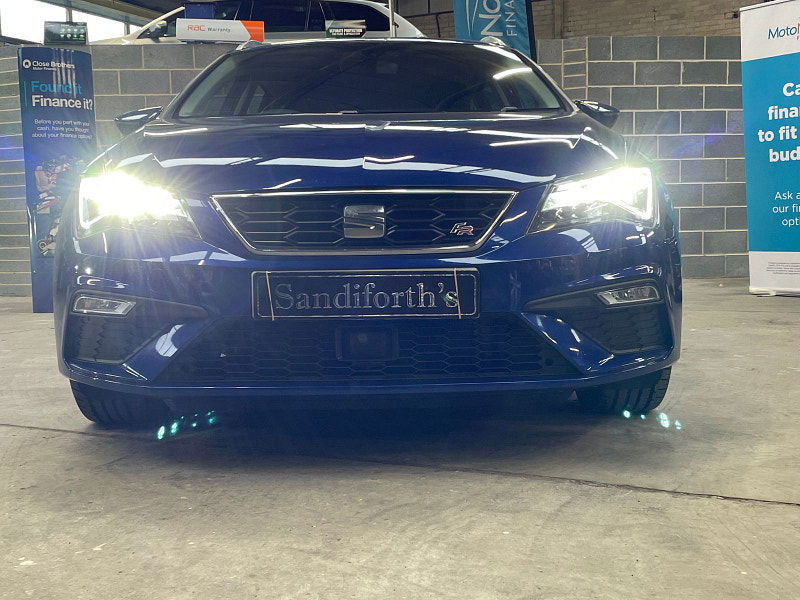Seat Leon 2.0 TDI FR TECHNOLOGY DSG 5d 184 BHP SAT NAV, REVERSE CAMERA 2 FORMER KEEPERS, FINANCE OFFERED 5dr Automatic 2025