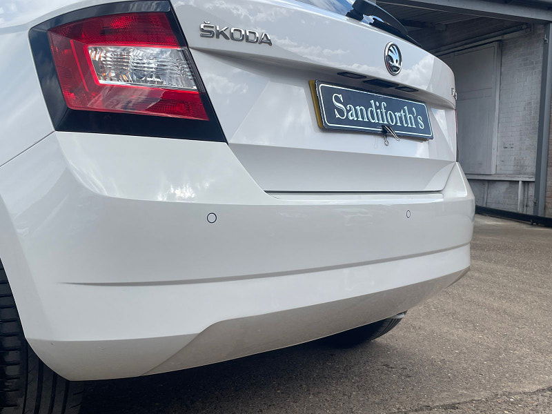 Skoda Fabia 1.2 TSI Colour Edition Hatchback 5dr Petrol Manual Euro 6 (s/s) (90 ps) 5dr Manual 2025
