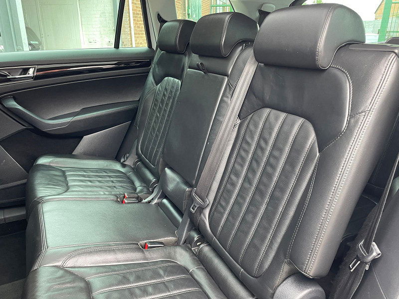 Skoda Kodiaq 2.0 TDI Laurin & Klement SUV 5dr Diesel DSG 4WD Euro 6 (s/s) (7 Seat) (150 ps) 5dr Automatic 2025