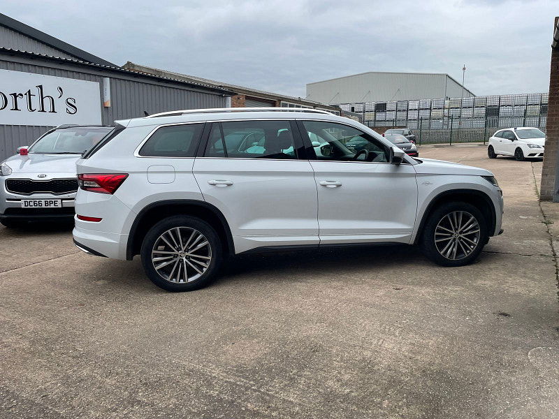 Skoda Kodiaq 2.0 TDI Laurin & Klement SUV 5dr Diesel DSG 4WD Euro 6 (s/s) (7 Seat) (150 ps) 5dr Automatic 2025