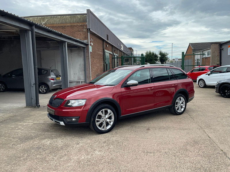 Skoda Octavia 2.0 TDI Scout Estate 5dr Diesel DSG 4WD Euro 6 (s/s) (184 ps) 5dr Automatic 2024