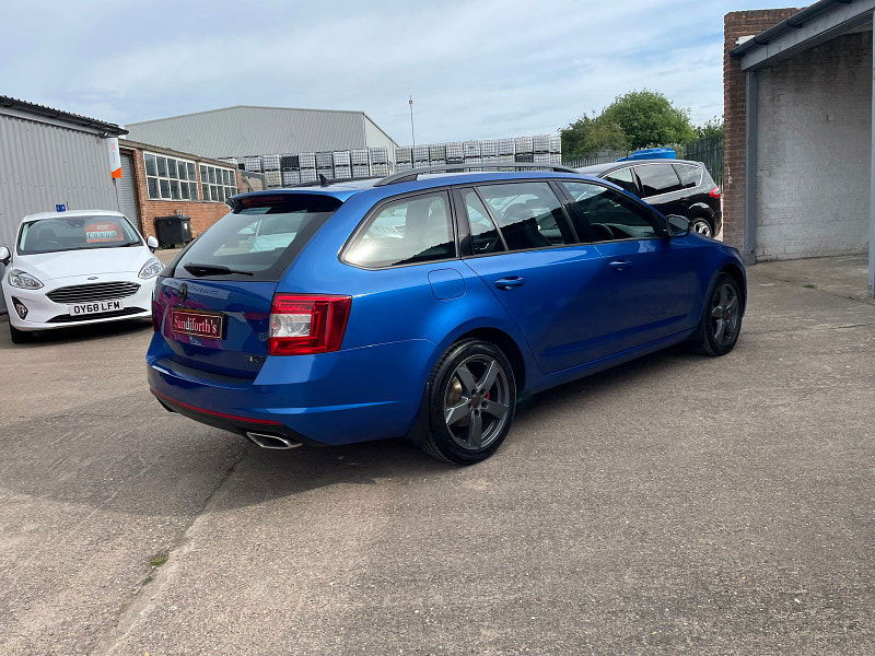 Skoda Octavia 2.0 TDI vRS Estate 5dr Diesel Manual Euro 6 (s/s) (Nav) (184 ps) Cam Belt Changed, 8 Services  5dr Manual 2024