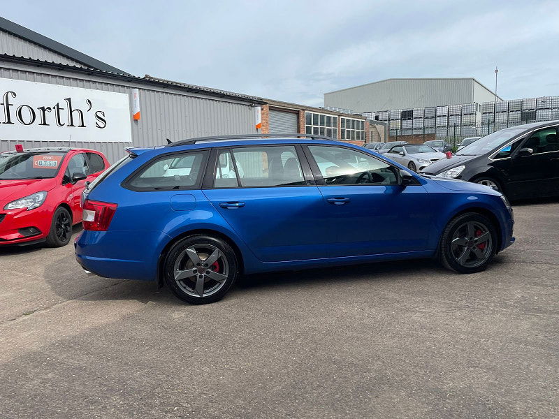 Skoda Octavia 2.0 TDI vRS Estate 5dr Diesel Manual Euro 6 (s/s) (Nav) (184 ps) Cam Belt Changed, 8 Services  5dr Manual 2024