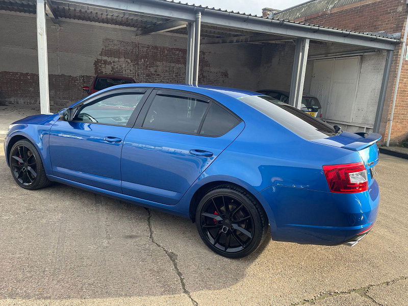 Skoda Octavia 2.0 TDI vRS Hatchback 5dr Diesel Manual Euro 5 (s/s) (184 ps) 5dr Manual 2025