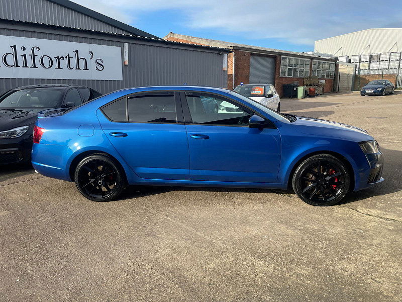 Skoda Octavia 2.0 TDI vRS Hatchback 5dr Diesel Manual Euro 5 (s/s) (184 ps) 5dr Manual 2025