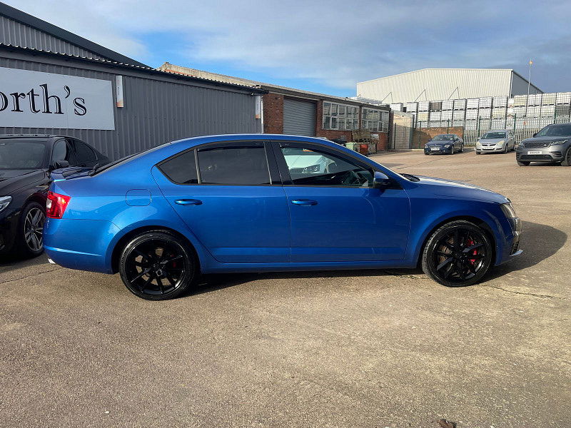 Skoda Octavia 2.0 TDI vRS Hatchback 5dr Diesel Manual Euro 5 (s/s) (184 ps) 5dr Manual 2025