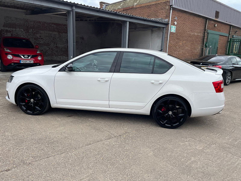 Skoda Octavia 2.0 TDI vRS Hatchback 5dr Diesel Manual Euro 6 (s/s) (SNav) (184 ps) 5dr Manual 2025