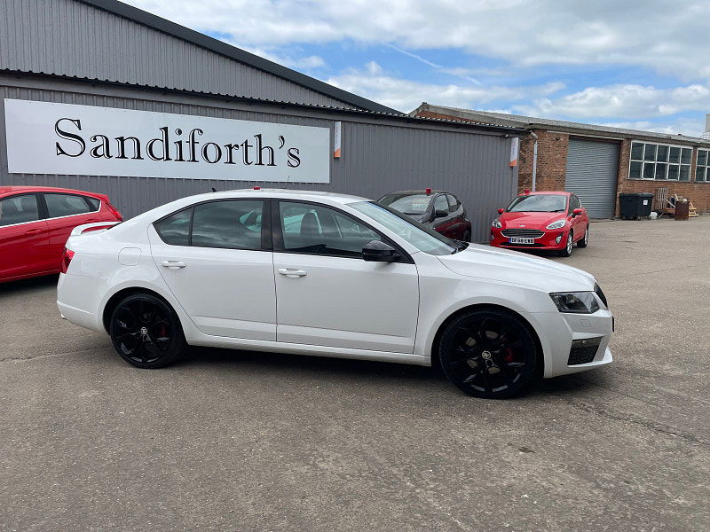 Skoda Octavia 2.0 TDI vRS Hatchback 5dr Diesel Manual Euro 6 (s/s) (SNav) (184 ps) 5dr Manual 2025
