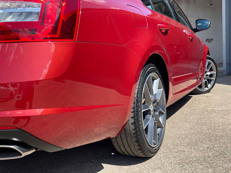 Skoda Octavia 2.0 TDI vRS Hatchback 5dr Diesel Manual Euro 6 (s/s) (SNav) (184 ps) 5dr Manual 2025