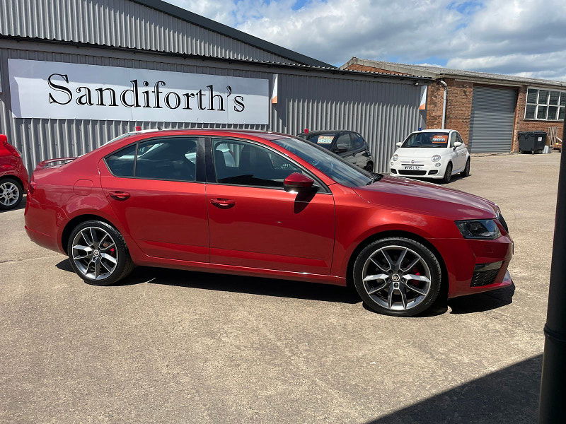 Skoda Octavia 2.0 TDI vRS Hatchback 5dr Diesel Manual Euro 6 (s/s) (SNav) (184 ps) 5dr Manual 2025