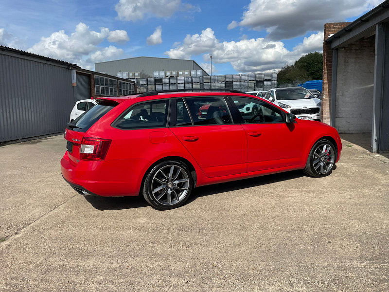 Skoda Octavia 2.0 TFSI vRS Estate 5dr Petrol Manual Euro 6 (s/s) (220 ps) 5dr Manual 2025