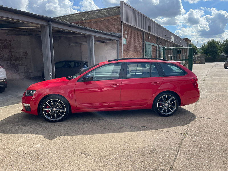 Skoda Octavia 2.0 TFSI vRS Estate 5dr Petrol Manual Euro 6 (s/s) (220 ps) 5dr Manual 2025
