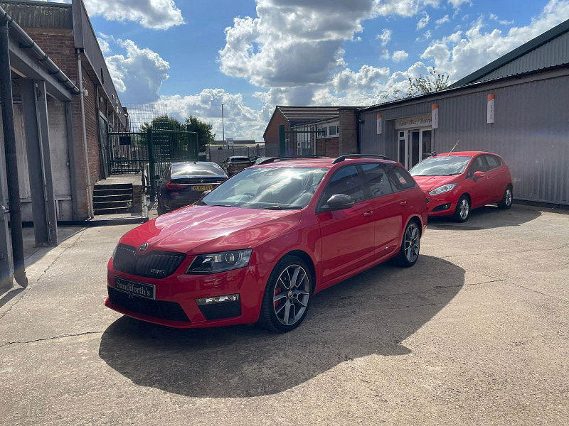 Skoda Octavia 2.0 TFSI vRS Estate 5dr Petrol Manual Euro 6 (s/s) (220 ps) 5dr Manual 2025