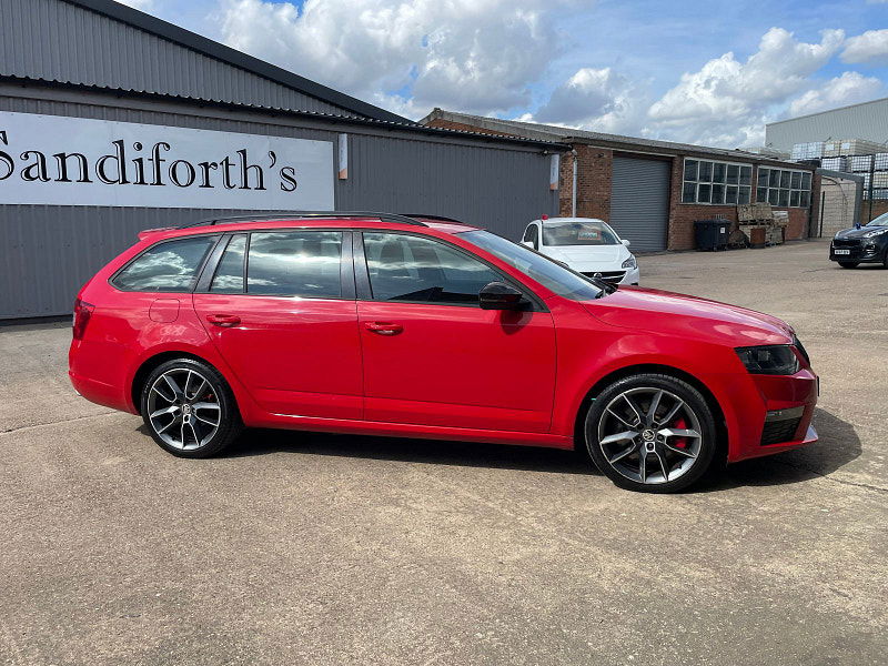 Skoda Octavia 2.0 TFSI vRS Estate 5dr Petrol Manual Euro 6 (s/s) (220 ps) 5dr Manual 2025