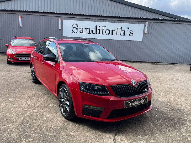 Skoda Octavia 2.0 TFSI vRS Estate 5dr Petrol Manual Euro 6 (s/s) (220 ps) 5dr Manual 2025