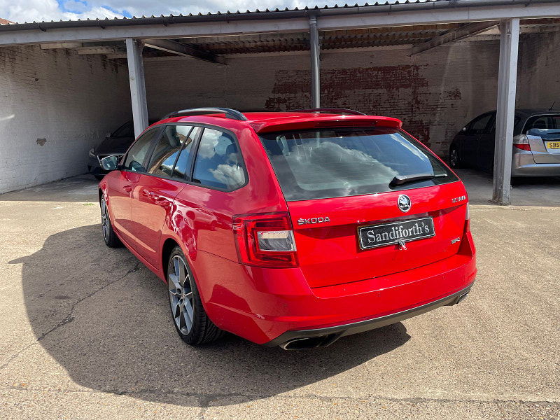 Skoda Octavia 2.0 TFSI vRS Estate 5dr Petrol Manual Euro 6 (s/s) (220 ps) 5dr Manual 2025