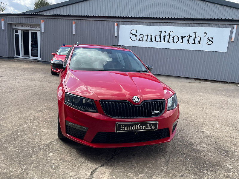 Skoda Octavia 2.0 TFSI vRS Estate 5dr Petrol Manual Euro 6 (s/s) (220 ps) 5dr Manual 2025