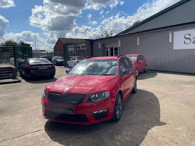 Skoda Octavia 2.0 TFSI vRS Estate 5dr Petrol Manual Euro 6 (s/s) (220 ps) 5dr Manual 2025