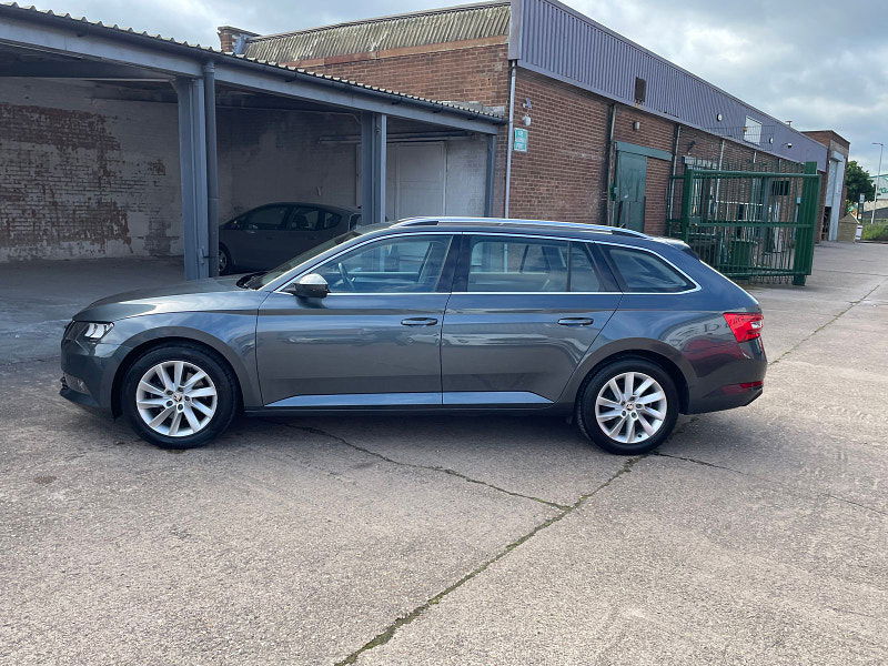 Skoda Superb 2.0 TDI SE Estate 5dr Diesel DSG Euro 6 (s/s) (150 ps) ONLY 1 FORMER KEEPER, 5 SERVICES 5dr Automatic 2024