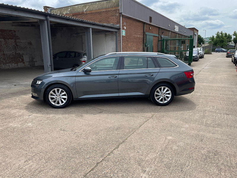 Skoda Superb 2.0 TDI SE Estate 5dr Diesel DSG Euro 6 (s/s) (150 ps) ONLY 1 FORMER KEEPER, 5 SERVICES 5dr Automatic 2024