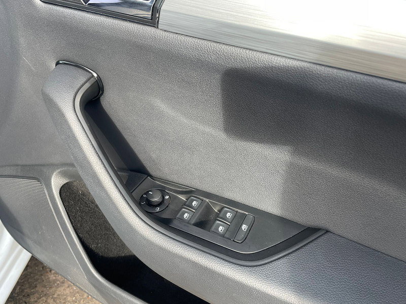 Skoda Superb 2.0 TDI SE Technology Estate 5dr Diesel DSG Euro 6 (s/s) (150 ps) 5dr Automatic 2026