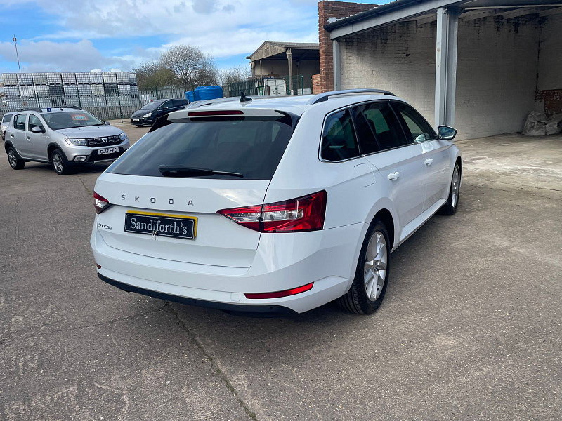 Skoda Superb 2.0 TDI SE Technology Estate 5dr Diesel DSG Euro 6 (s/s) (150 ps) 5dr Automatic 2026