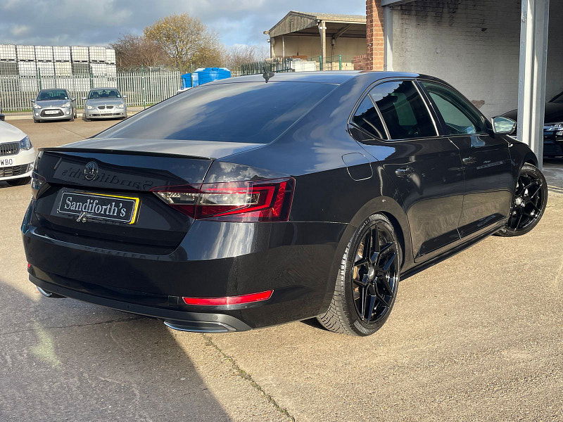 Skoda Superb 2.0 TDI SportLine Hatchback 5dr Diesel DSG Euro 6 (s/s) (150 ps) 5dr Automatic 2025